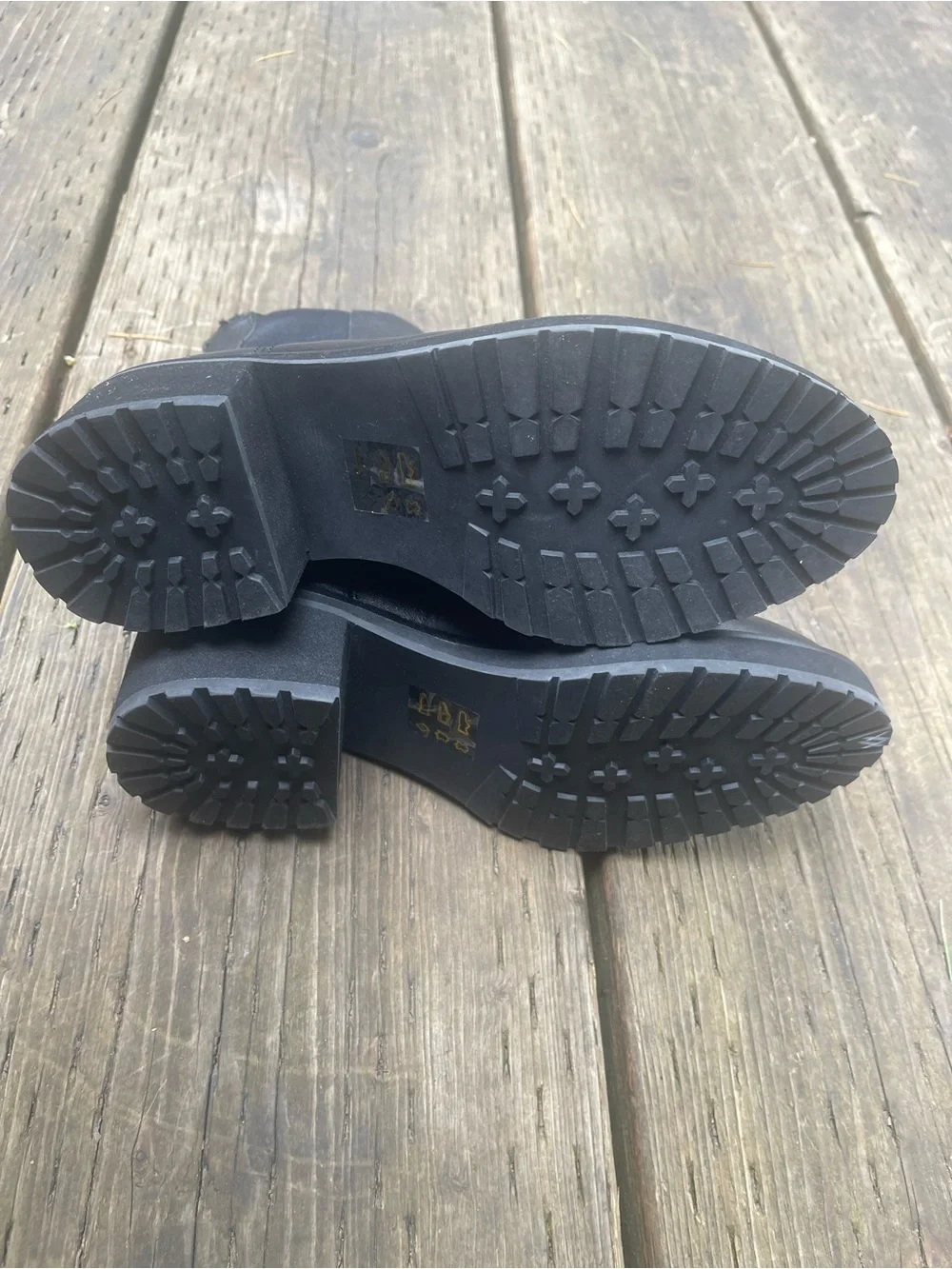 Madewell The Carina Platform Boot in true black